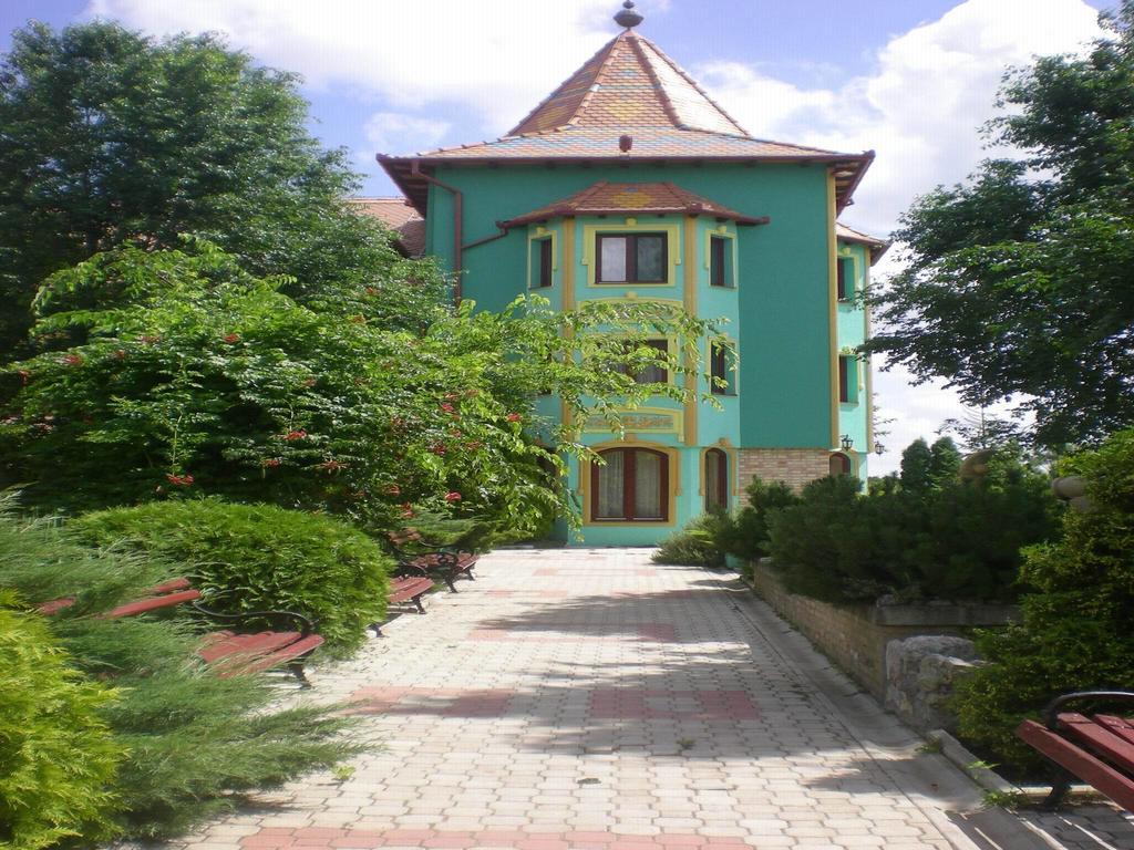 Vinski Dvor Palić エクステリア 写真